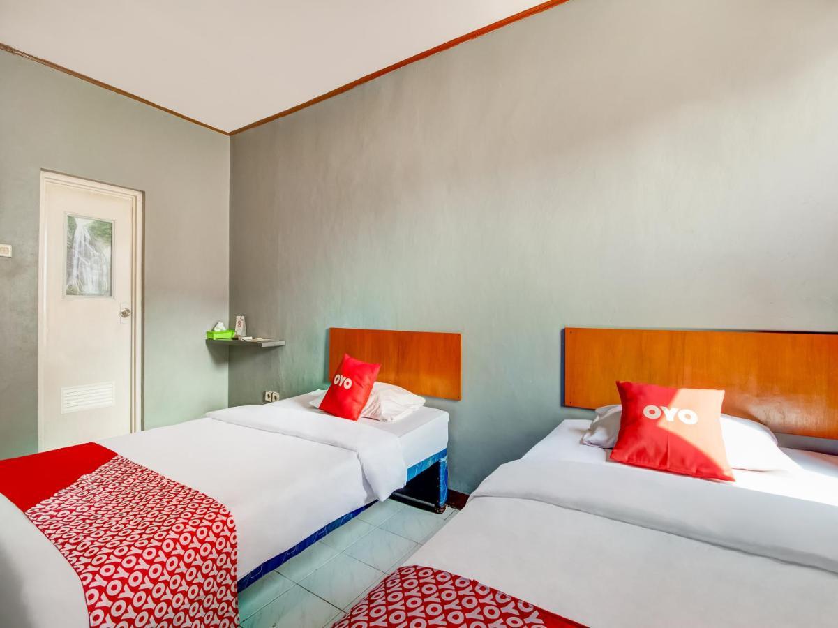 OYO 3750 Elder Guest House Bandung Exterior foto